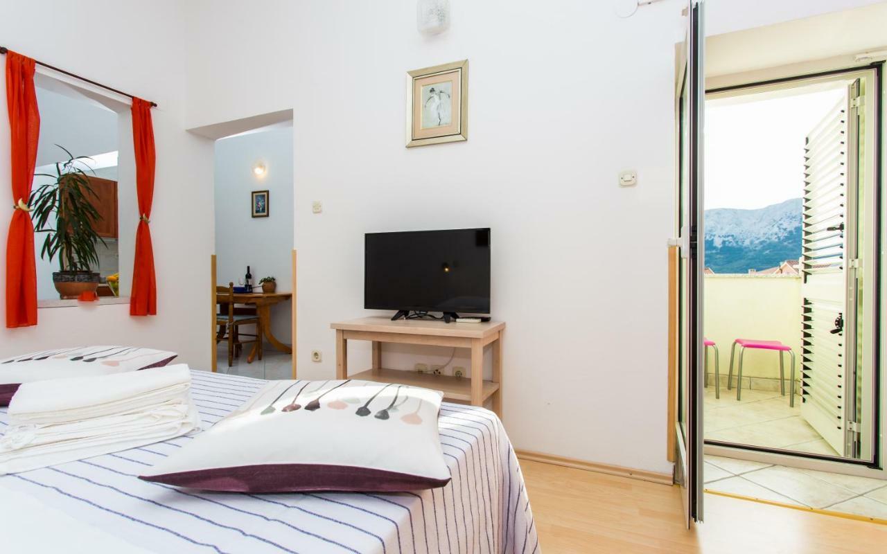 Apartments Luka Baska  Exterior photo