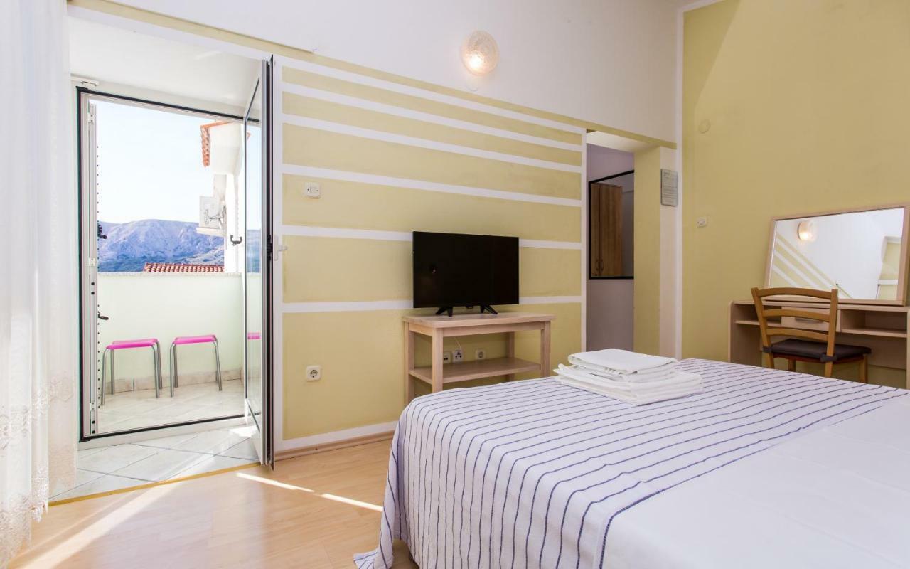 Apartments Luka Baska  Exterior photo